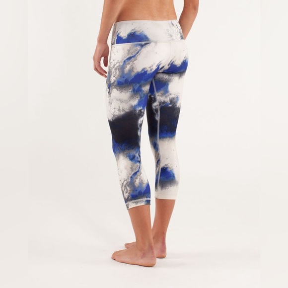 Lululemon Wunder Under Crop Milky Way Multi Legging size 4 - Picture 3 of 9